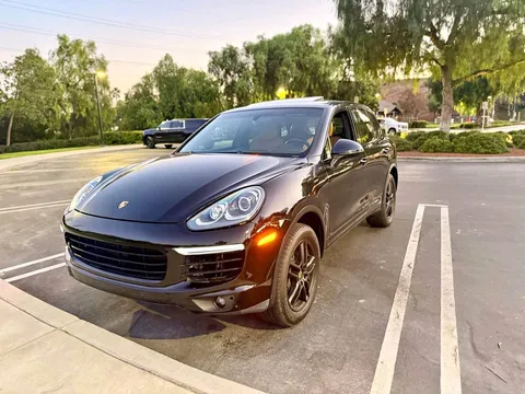 2018 Porsche Cayenne Cayenne