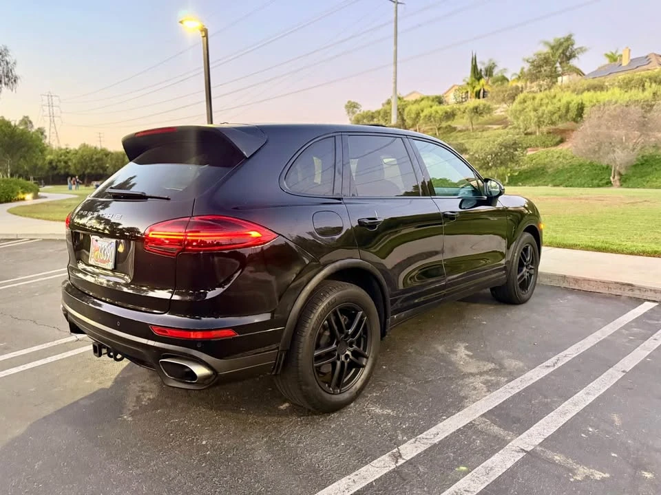 2018 Porsche 958 Cayenne - Image 4 of 9