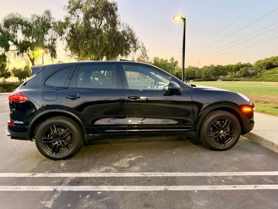 2018 Porsche 958 Cayenne - Image 6 of 9
