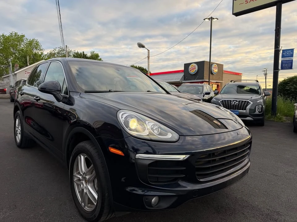 2018 Porsche 958 Cayenne - Image 2 of 13