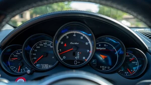 2018 Porsche 958 Cayenne Turbo - Image 16 of 21