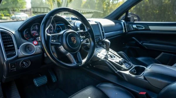 2018 Porsche 958 Cayenne Turbo - Image 15 of 21