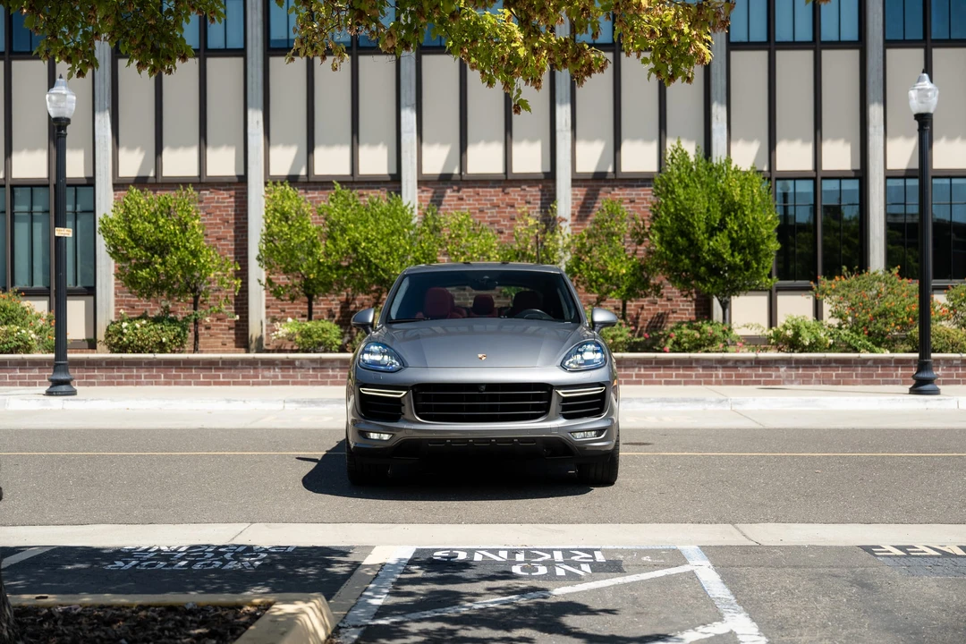 2018 Porsche 958 Cayenne Turbo - Image 16 of 31