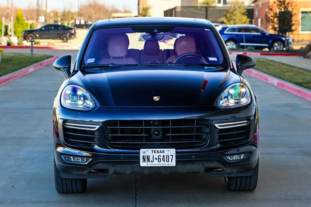 2018 Porsche 958 Cayenne Turbo - Image 2 of 31