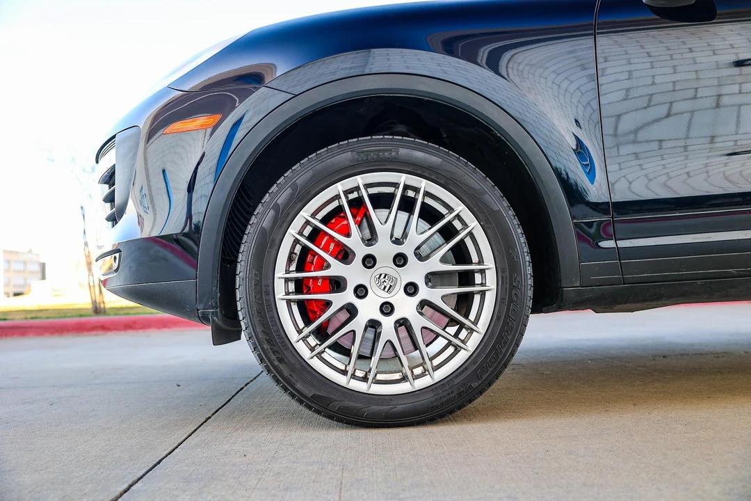 2018 Porsche 958 Cayenne Turbo - Image 25 of 31