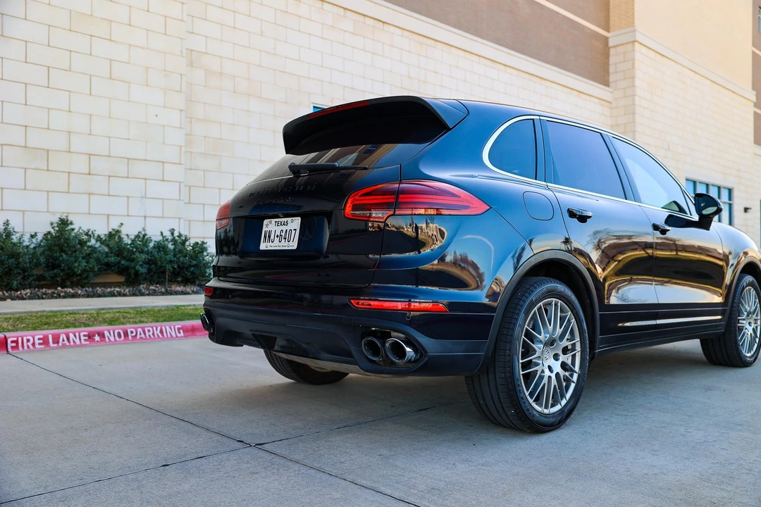 2018 Porsche 958 Cayenne Turbo - Image 12 of 31
