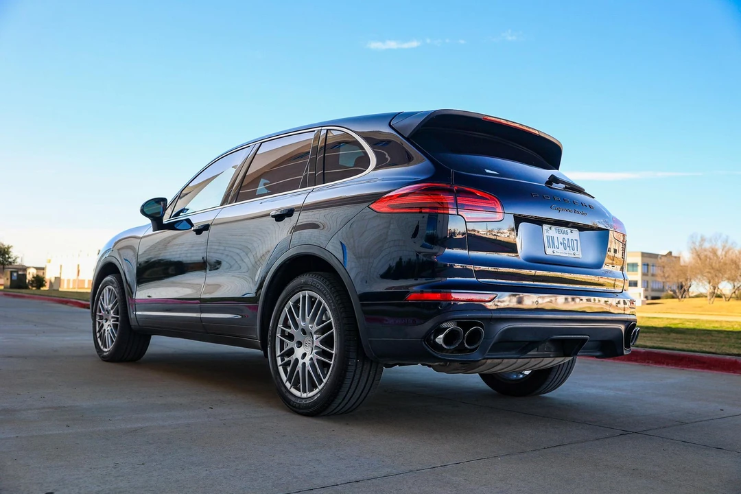 2018 Porsche 958 Cayenne Turbo - Image 10 of 31
