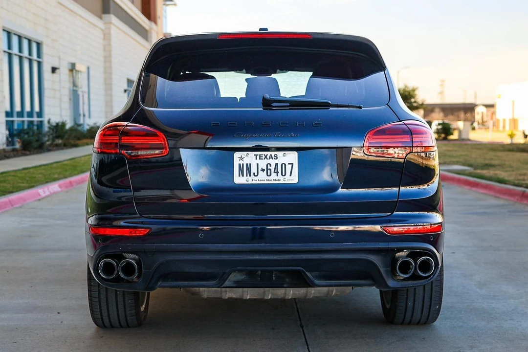 2018 Porsche 958 Cayenne Turbo - Image 5 of 31
