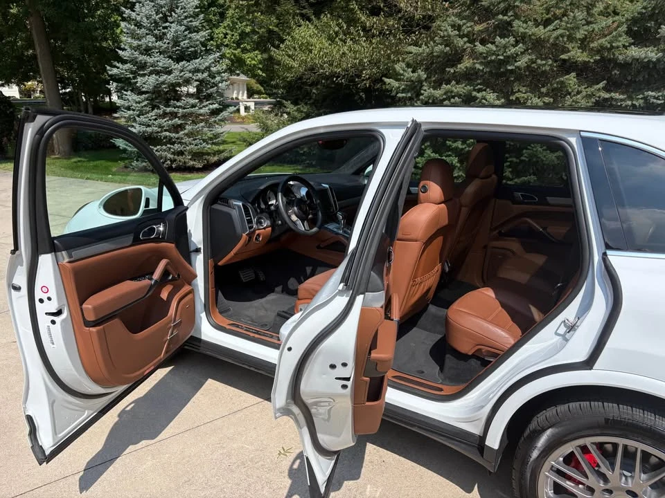 2018 Porsche 958 Cayenne Turbo - Image 4 of 4