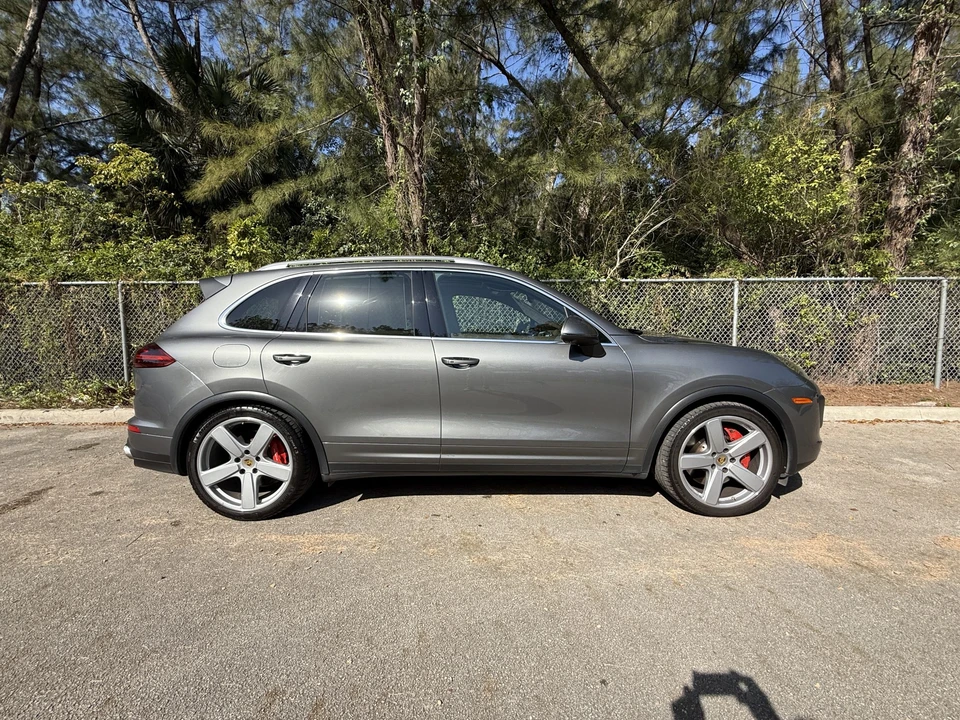 2018 Porsche 958 Cayenne Turbo - Image 8 of 31