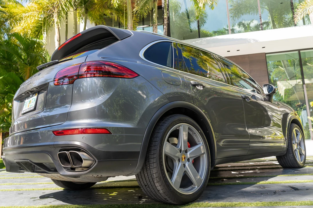 2018 Porsche 958 Cayenne Turbo - Image 14 of 31