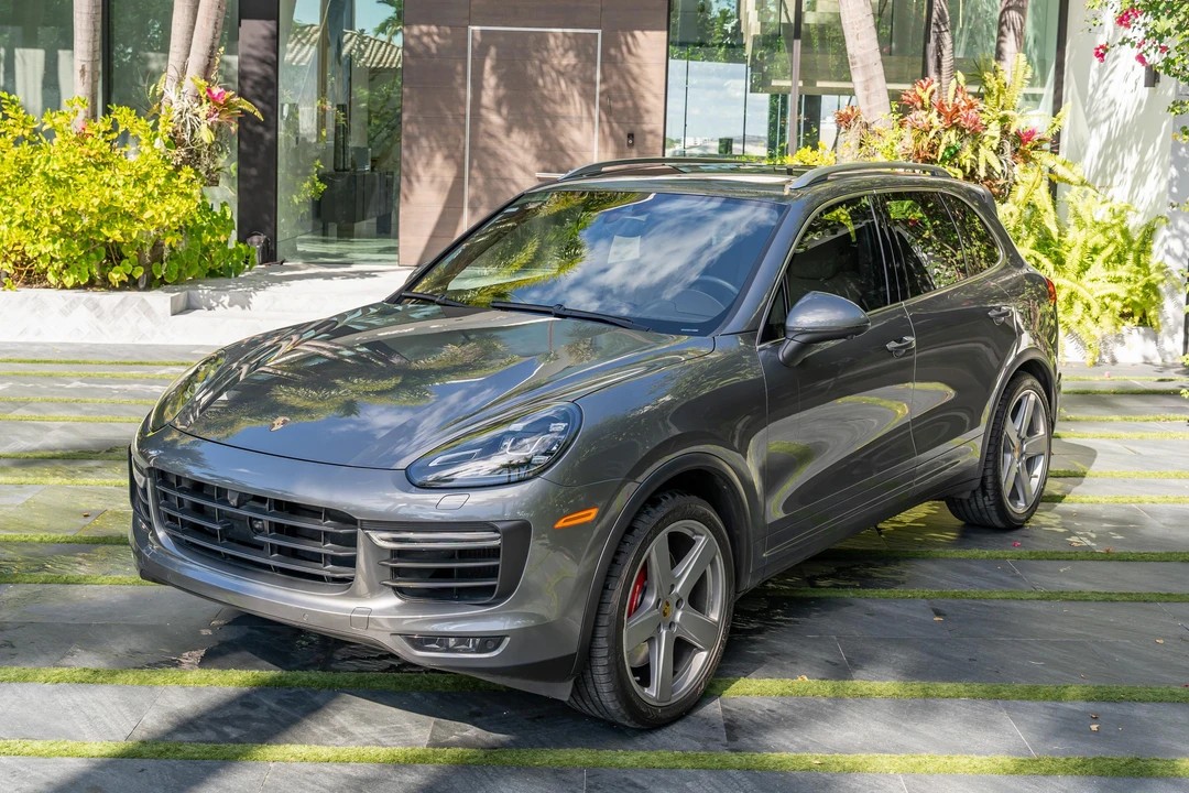 2018 Porsche 958 Cayenne Turbo - Image 10 of 31