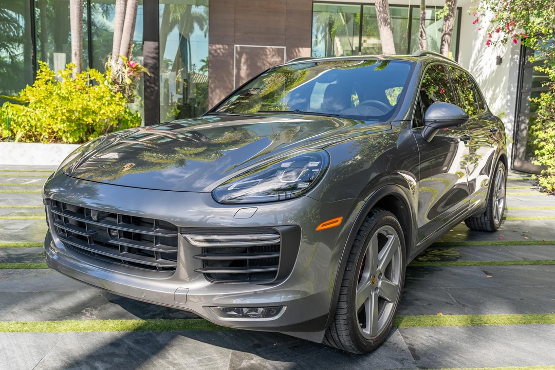 2018 Porsche 958 Cayenne Turbo - Image 9 of 31