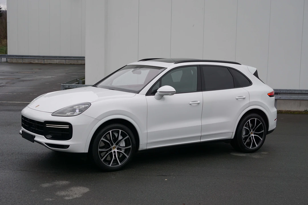 2018 Porsche 958 Cayenne Turbo - Image 4 of 31