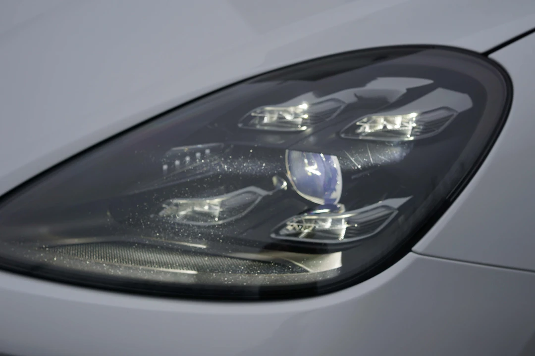 2018 Porsche 958 Cayenne Turbo - Image 21 of 31