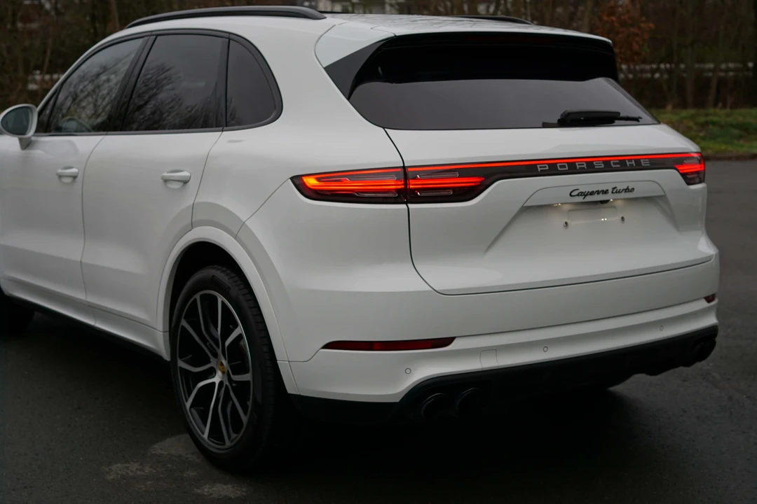 2018 Porsche 958 Cayenne Turbo - Image 7 of 31