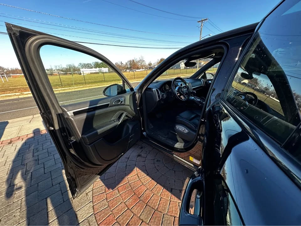 2018 Porsche 958 Cayenne - Image 14 of 19