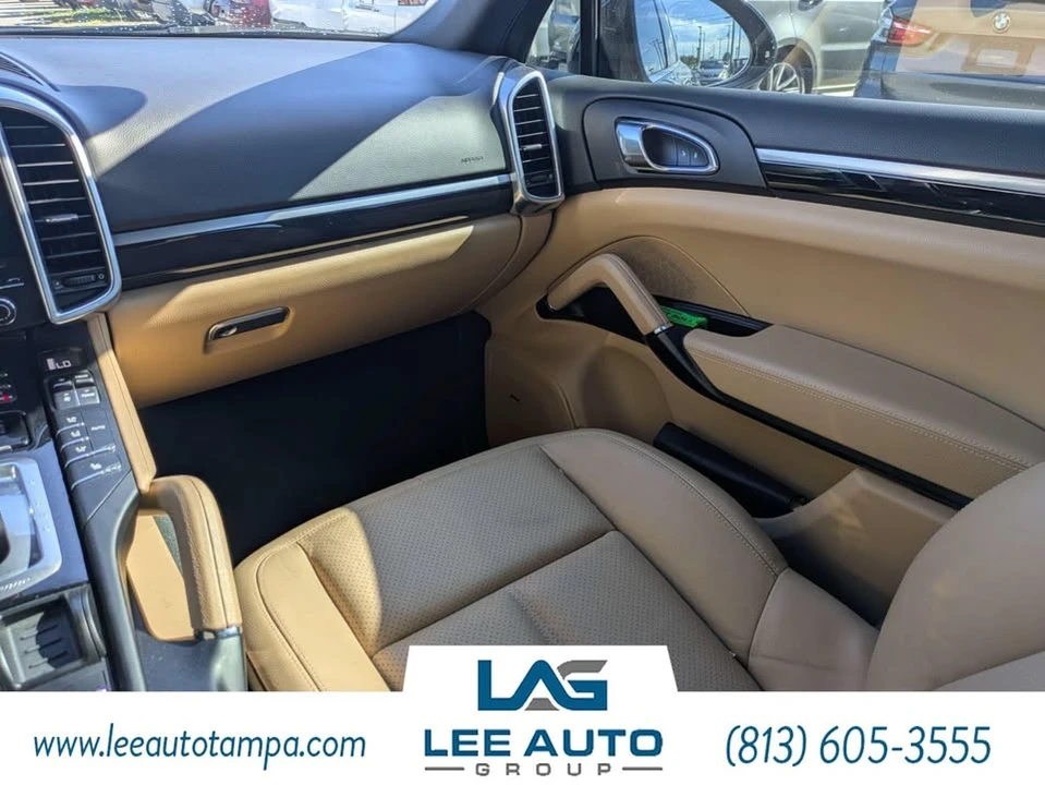 2018 Porsche 958 Cayenne - Image 17 of 20