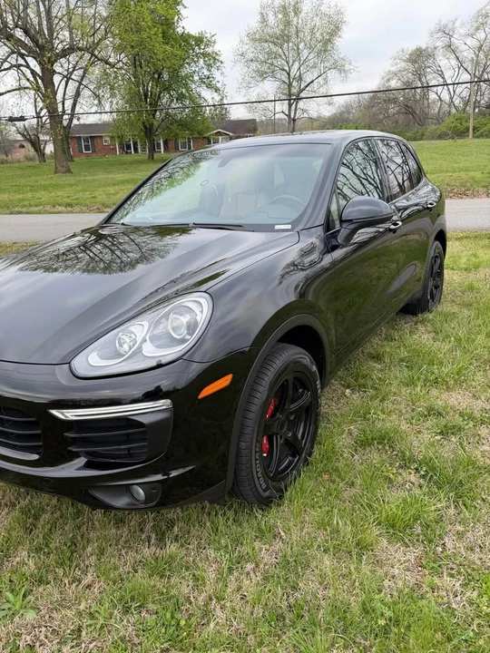 2018 Porsche 958 Cayenne - Image 3 of 12