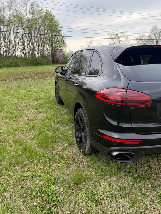 2018 Porsche 958 Cayenne - Image 4 of 12