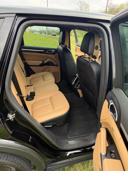 2018 Porsche 958 Cayenne - Image 10 of 12