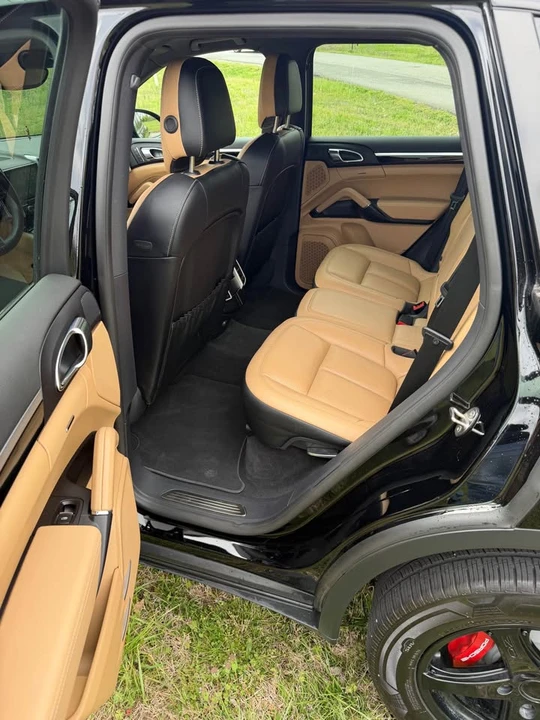 2018 Porsche 958 Cayenne - Image 9 of 12