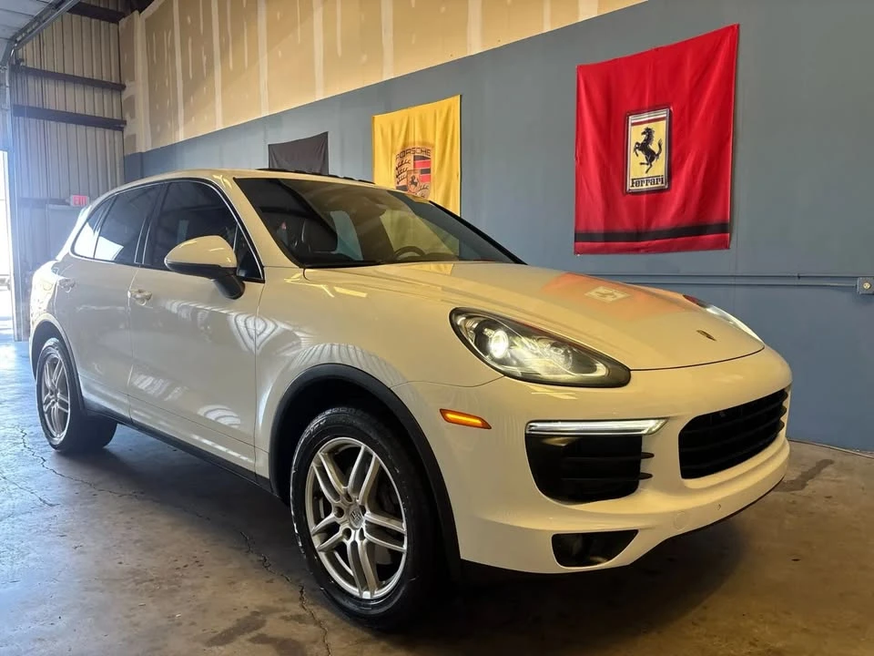 2018 Porsche 958 Cayenne - Image 9 of 20