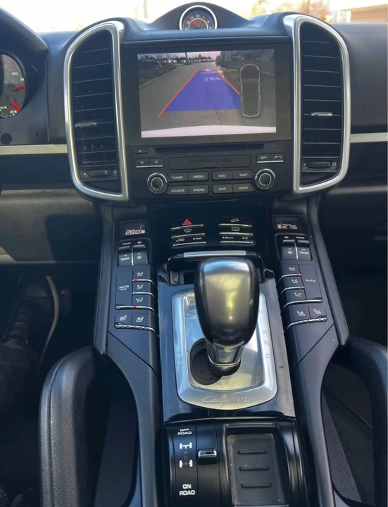 2018 Porsche 958 Cayenne - Image 8 of 13