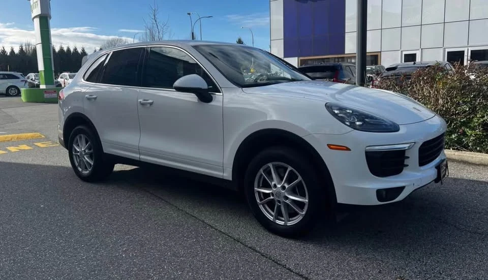 2018 Porsche 958 Cayenne - Image 4 of 13
