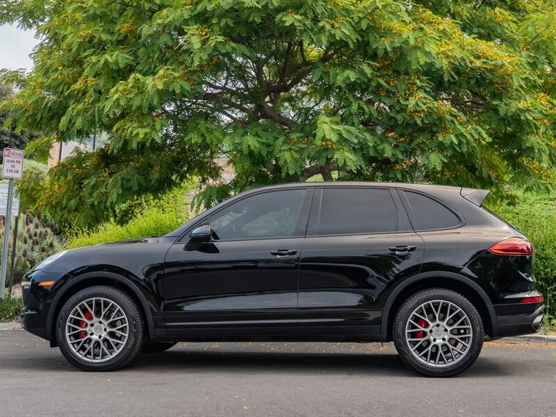 2018 Porsche 958 Cayenne - Image 10 of 21