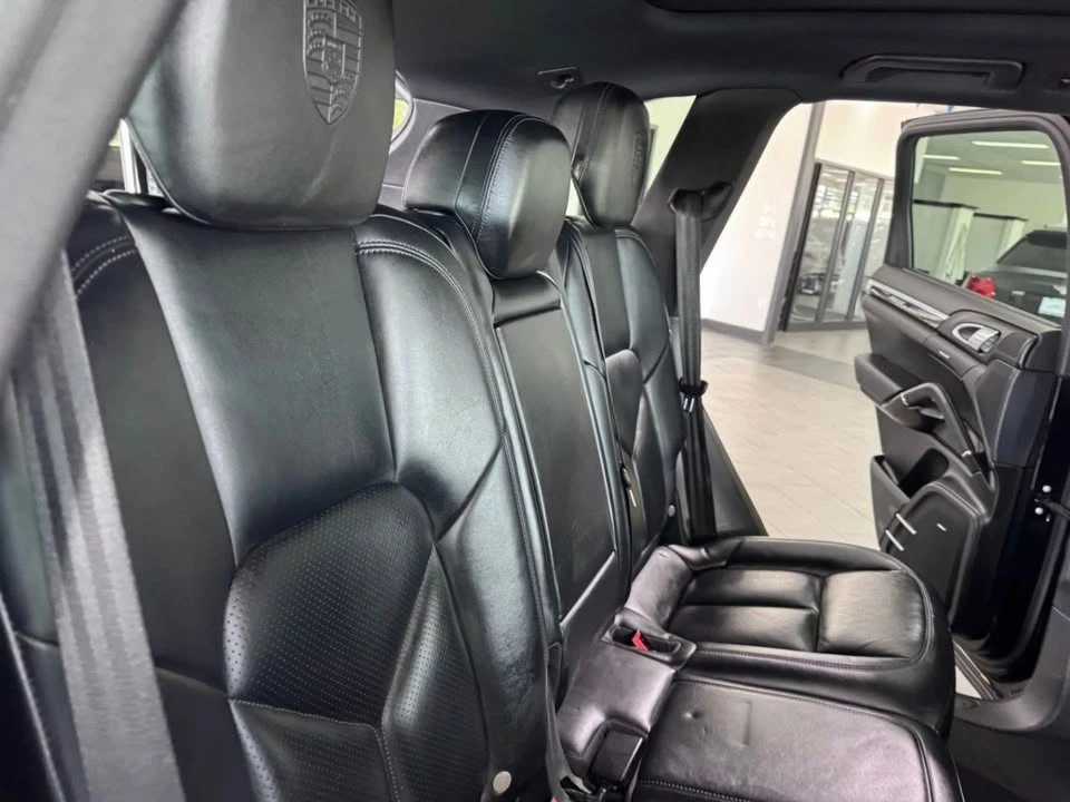 2018 Porsche 958 Cayenne - Image 16 of 20