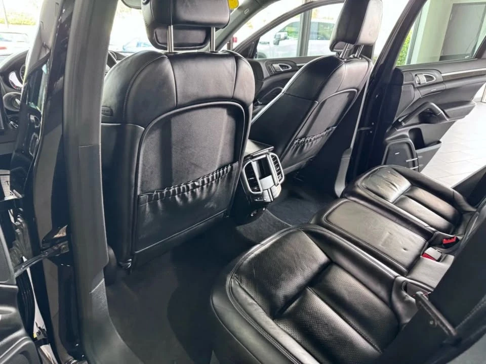 2018 Porsche 958 Cayenne - Image 18 of 20