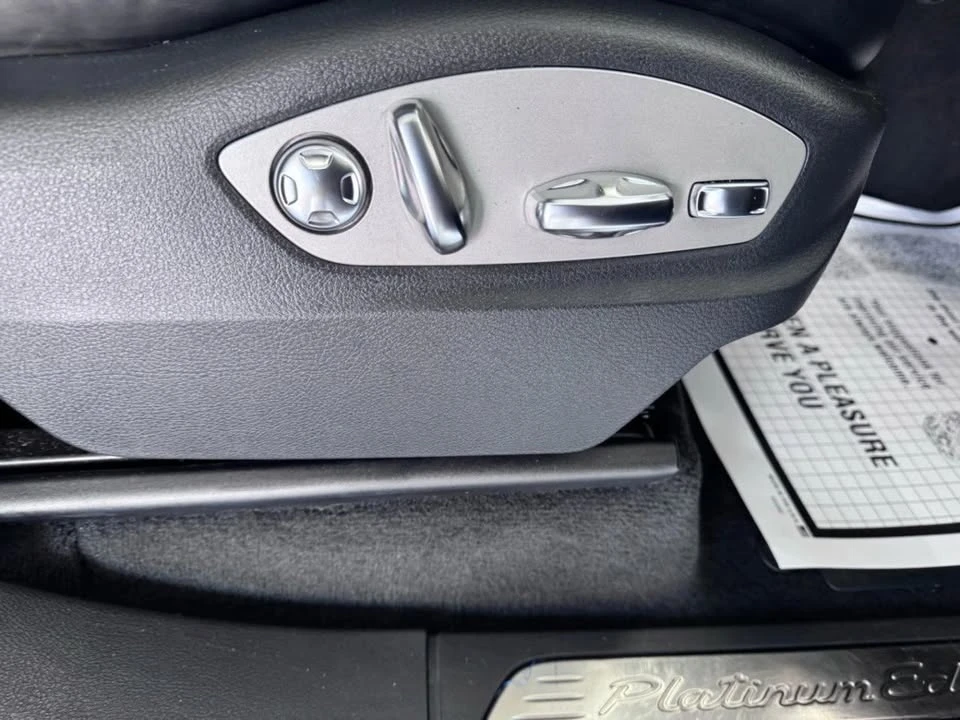 2018 Porsche 958 Cayenne - Image 13 of 20