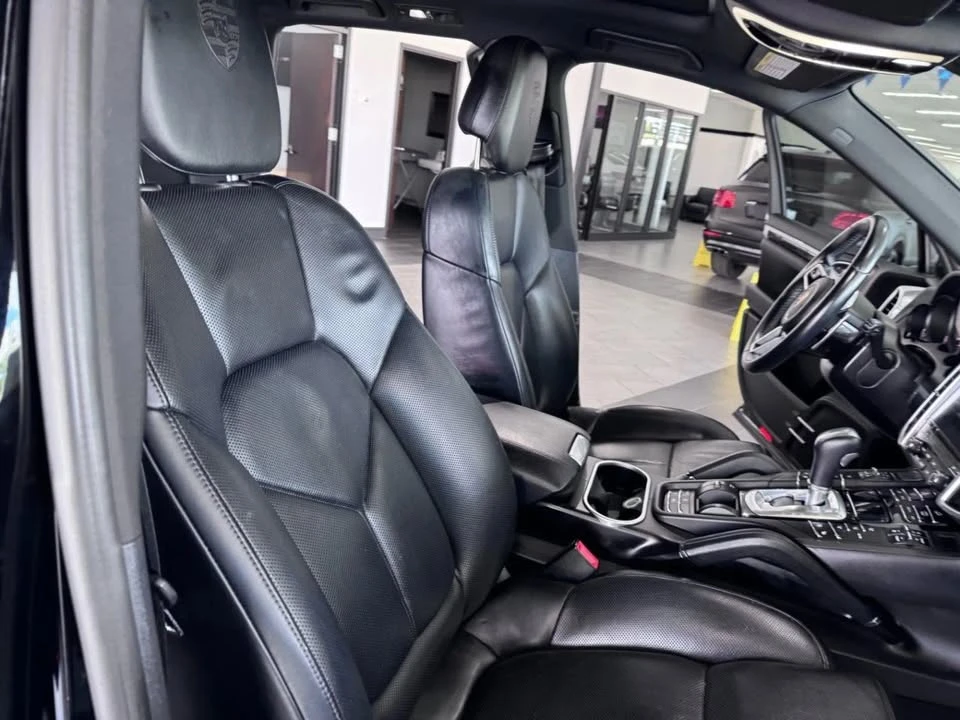 2018 Porsche 958 Cayenne - Image 12 of 20