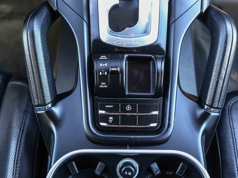 2018 Porsche 958 Cayenne - Image 20 of 21