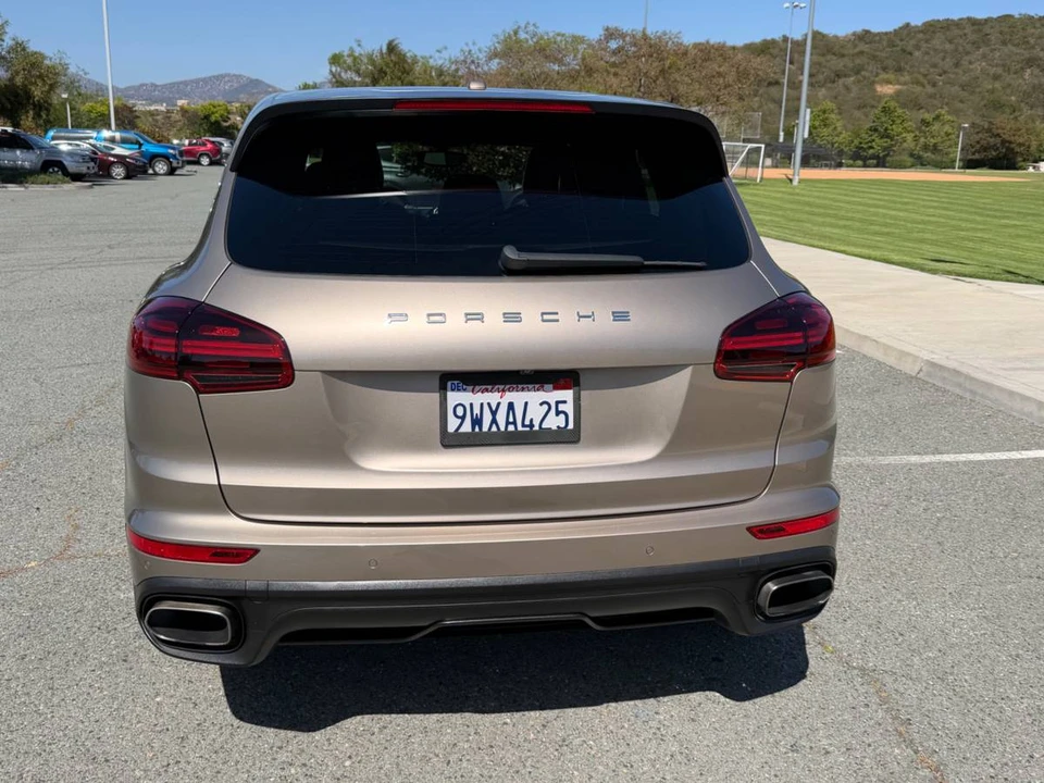 2018 Porsche 958 Cayenne - Image 4 of 8