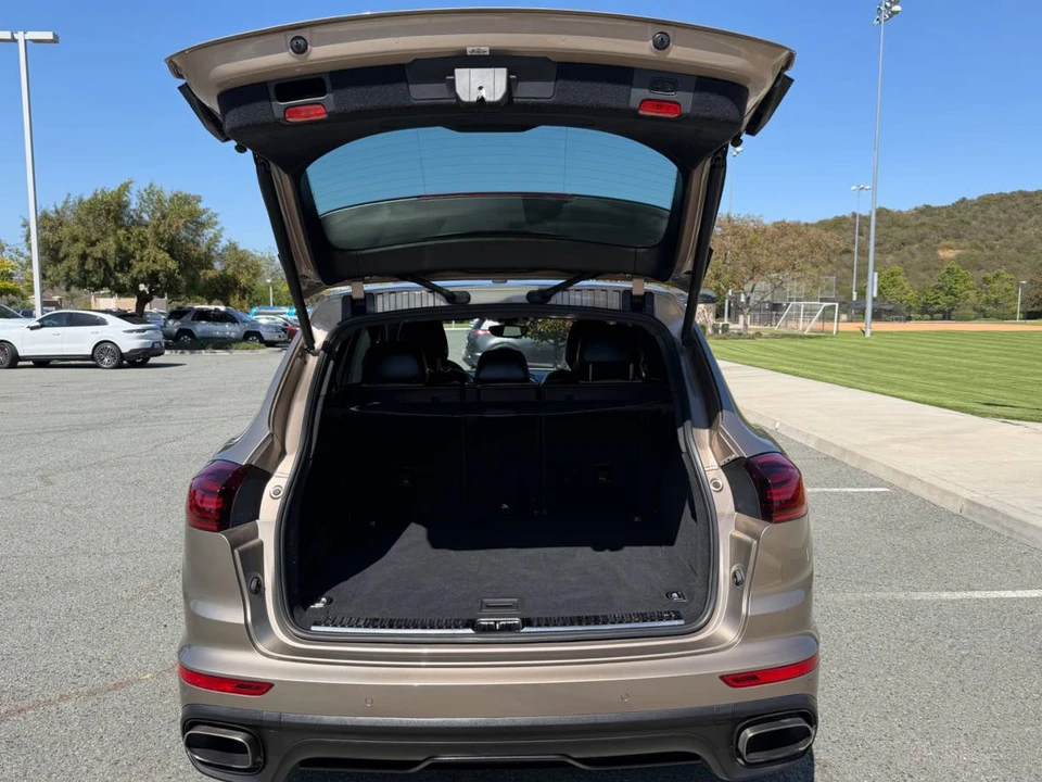 2018 Porsche 958 Cayenne - Image 5 of 8
