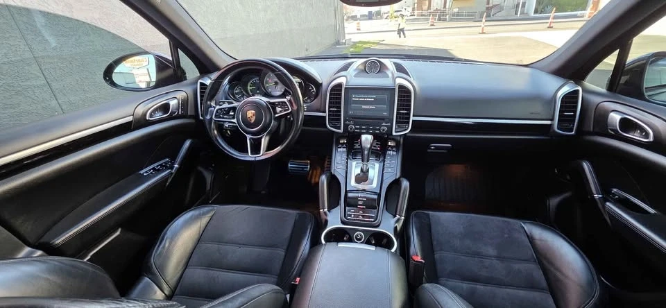 2018 Porsche 9Y0/9Y3 Cayenne - Image 10 of 16