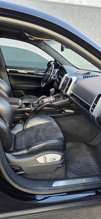 2018 Porsche 9Y0/9Y3 Cayenne - Image 15 of 16