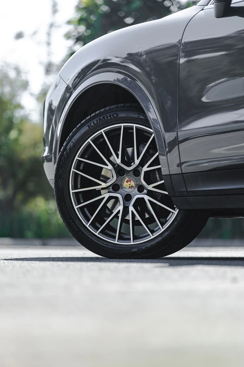 2018 Porsche 958 Cayenne - Image 28 of 31