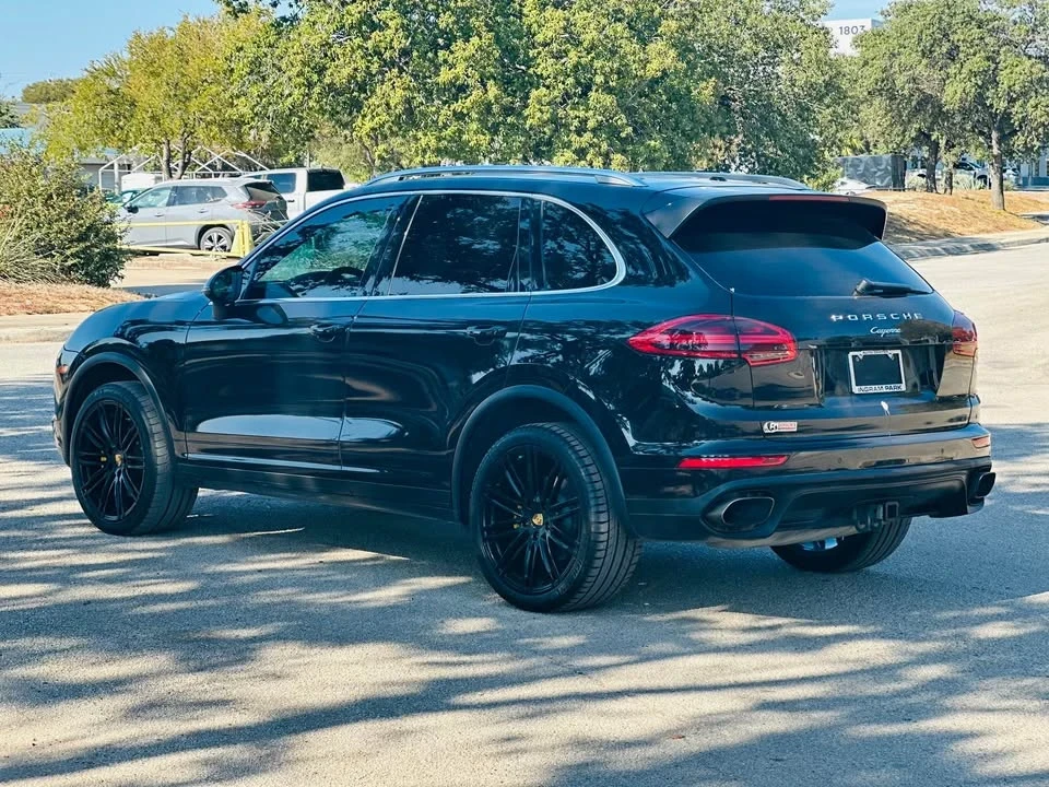 2018 Porsche 958 Cayenne - Image 3 of 8