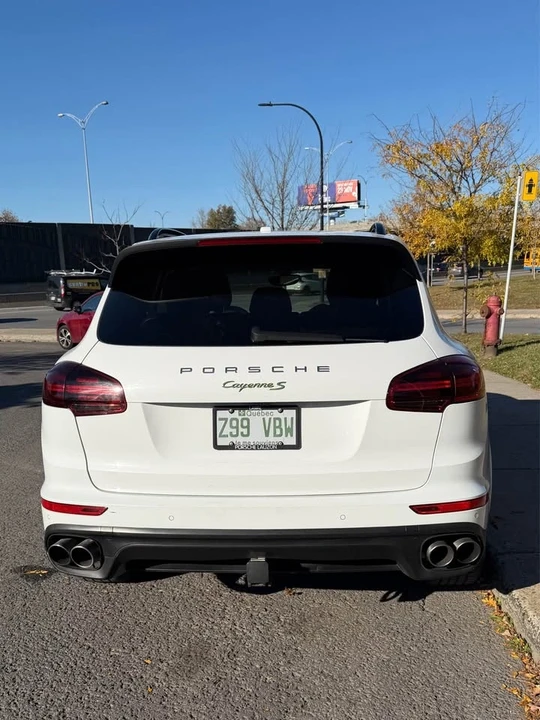 2018 Porsche 958 Cayenne S - Image 3 of 10