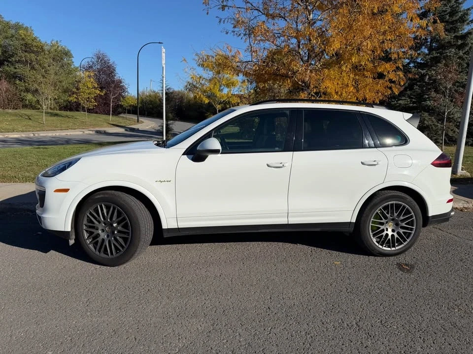 2018 Porsche 958 Cayenne S - Image 4 of 10