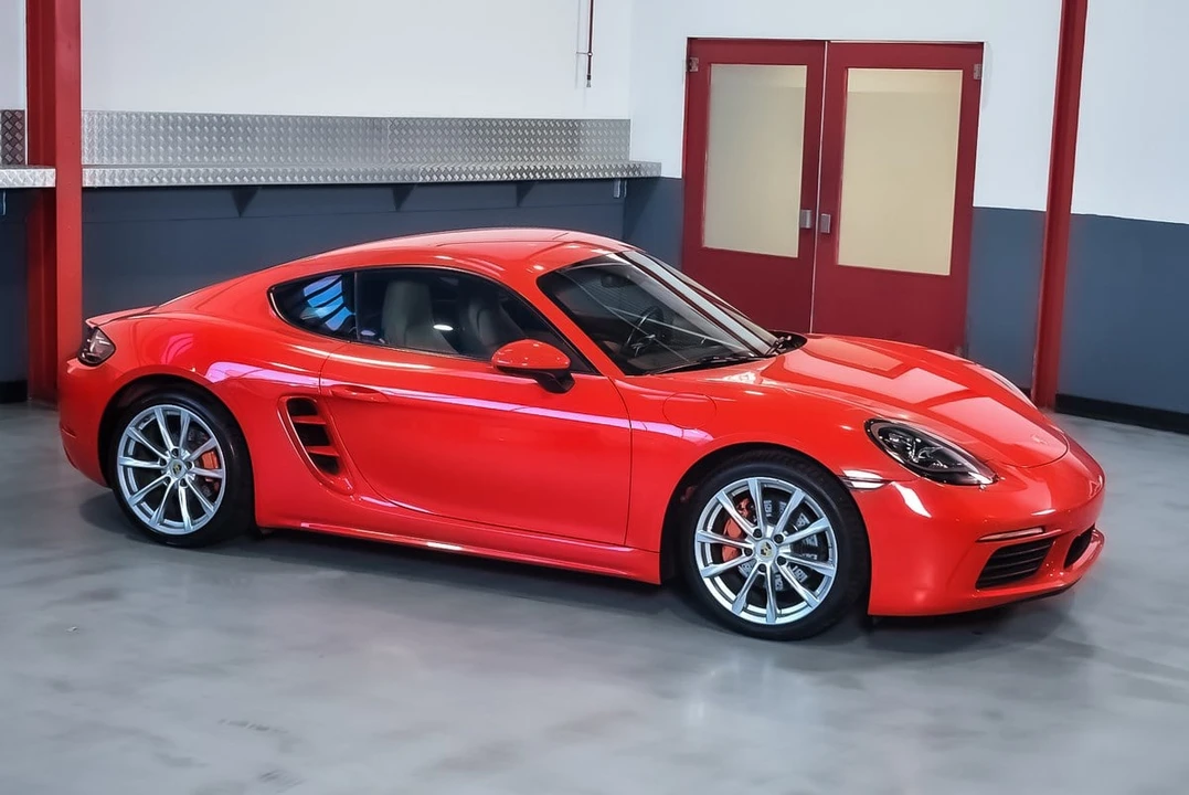 2018 Porsche 718 Cayman - Image 5 of 30