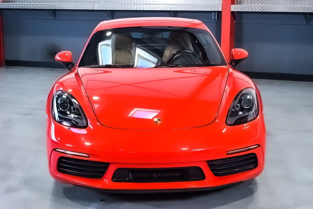 2018 Porsche 718 Cayman - Image 2 of 30