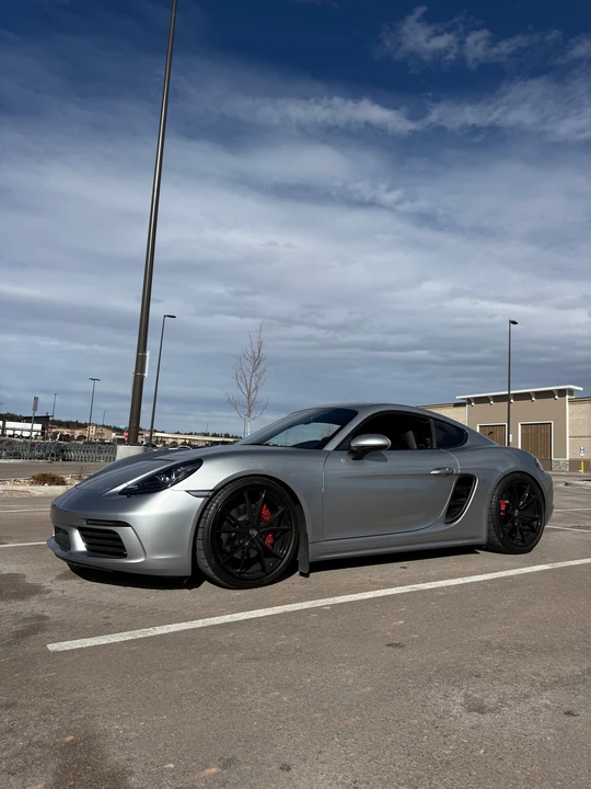 2018 Porsche 718 Cayman - Image 2 of 16