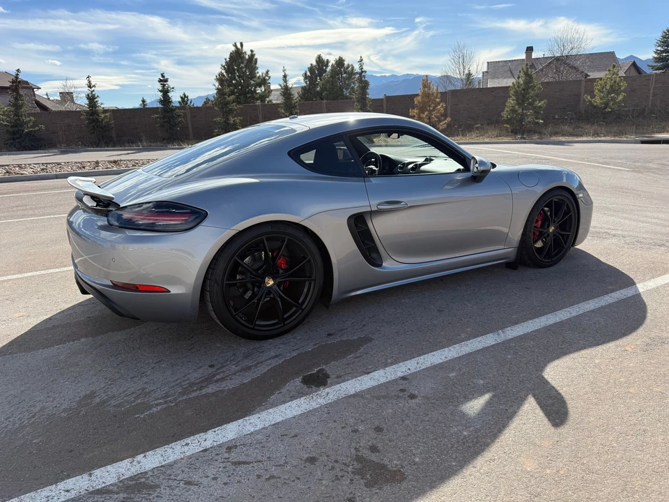 2018 Porsche 718 Cayman - Image 8 of 16