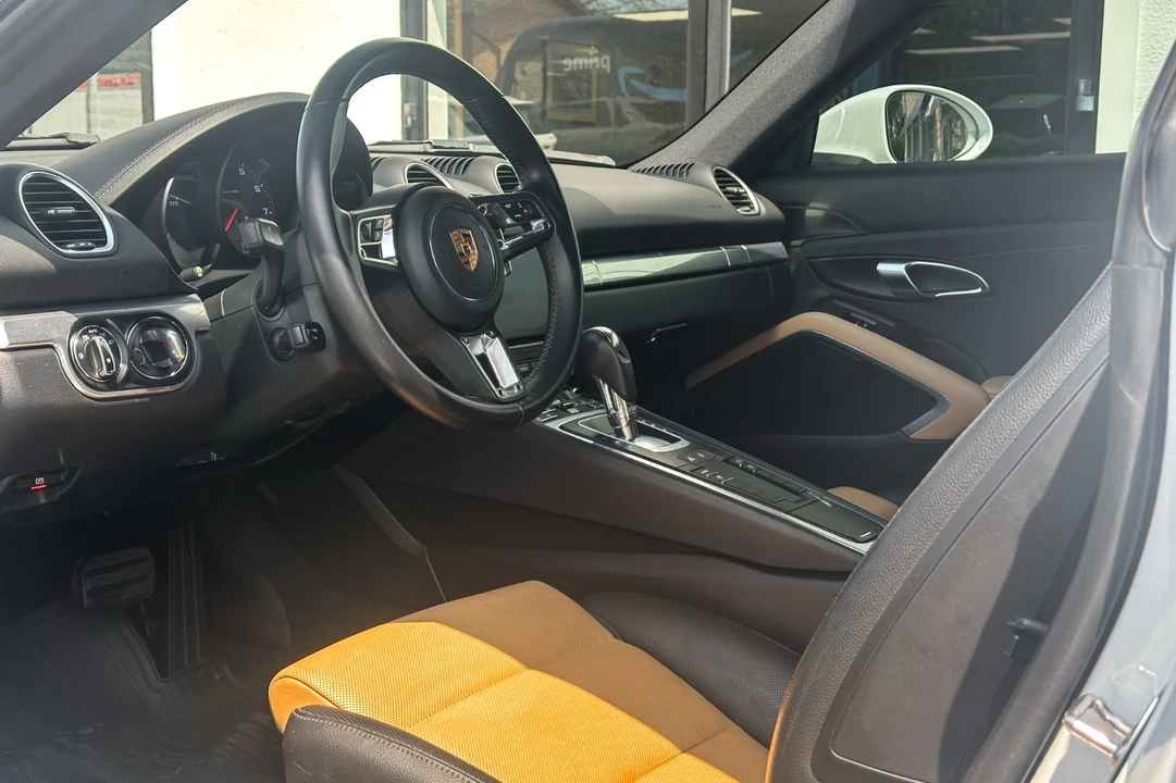 2018 Porsche 718 Cayman - Image 18 of 31