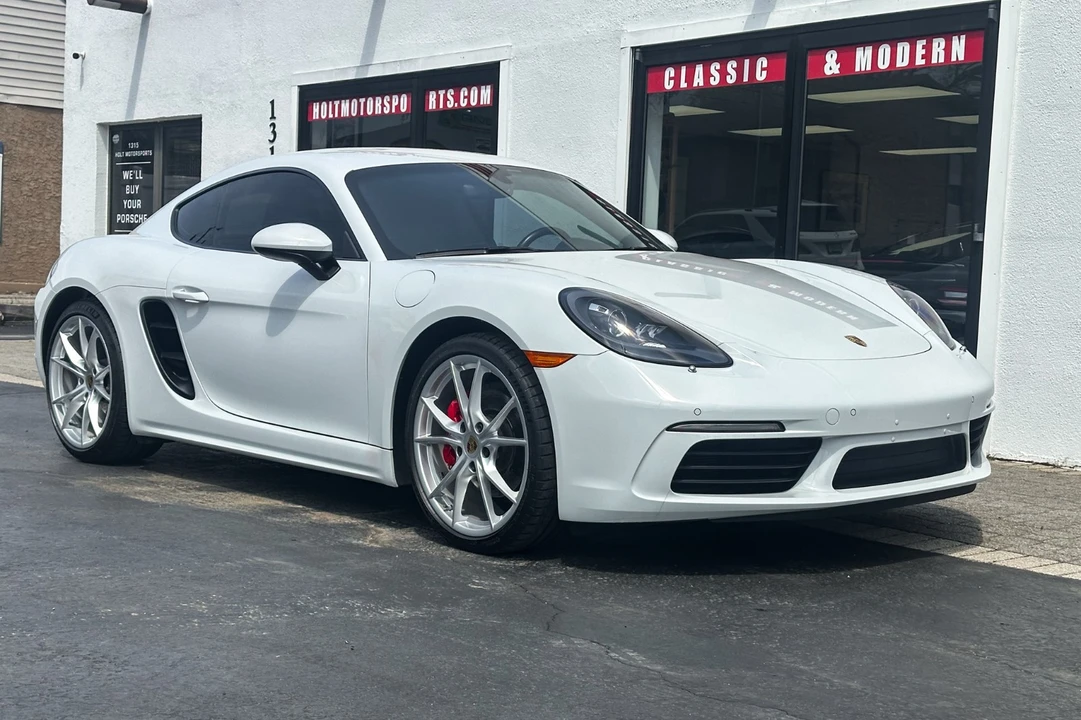 2018 Porsche 718 Cayman - Image 15 of 31