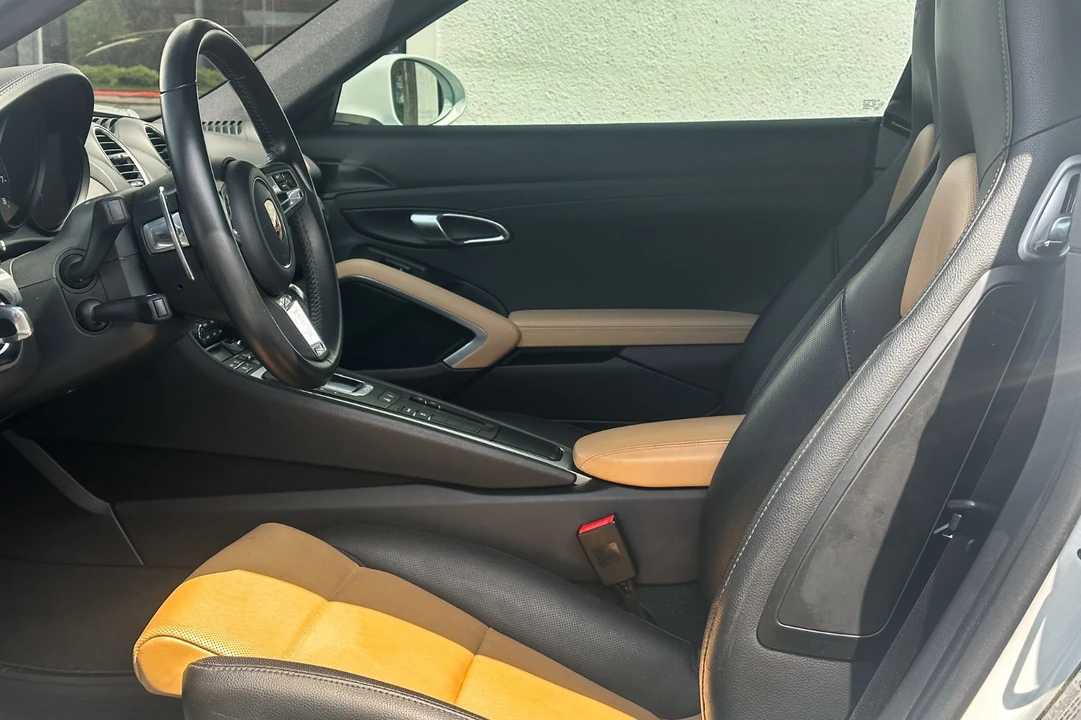 2018 Porsche 718 Cayman - Image 19 of 31
